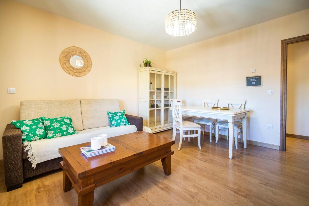 Apartamentos Ribera Del Duero Las Escuelas Vadocondes Екстер'єр фото