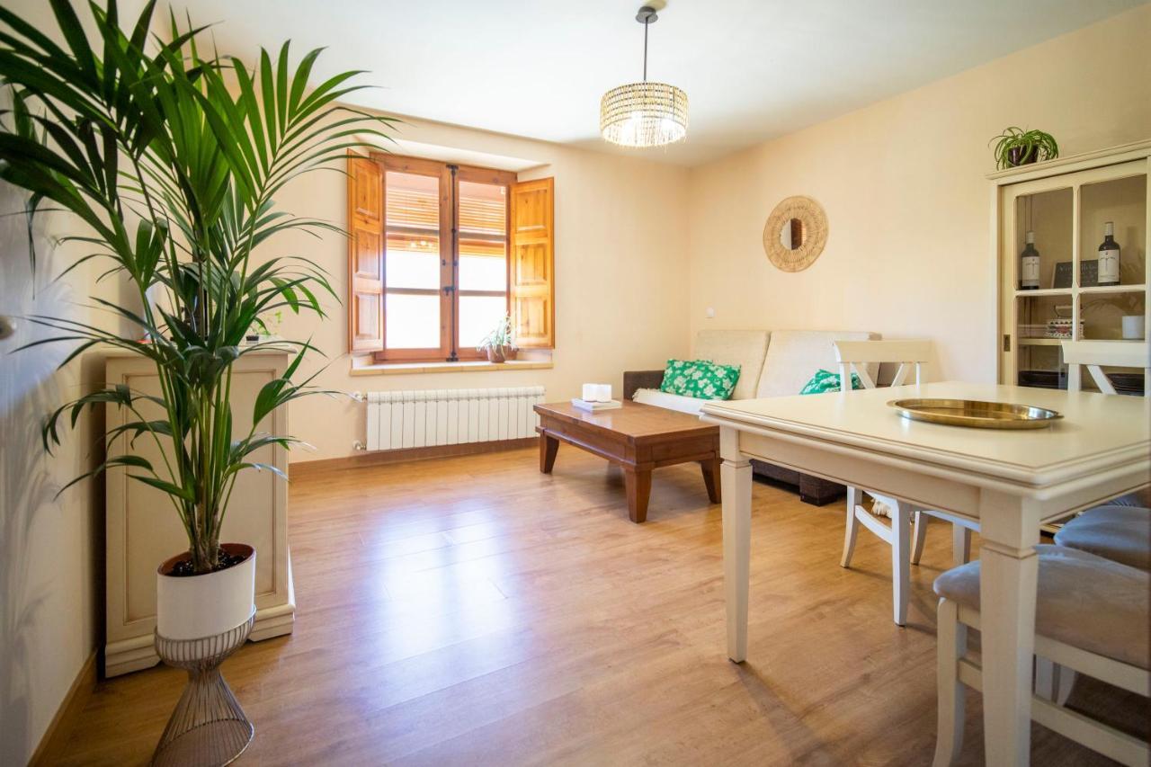 Apartamentos Ribera Del Duero Las Escuelas Vadocondes Екстер'єр фото